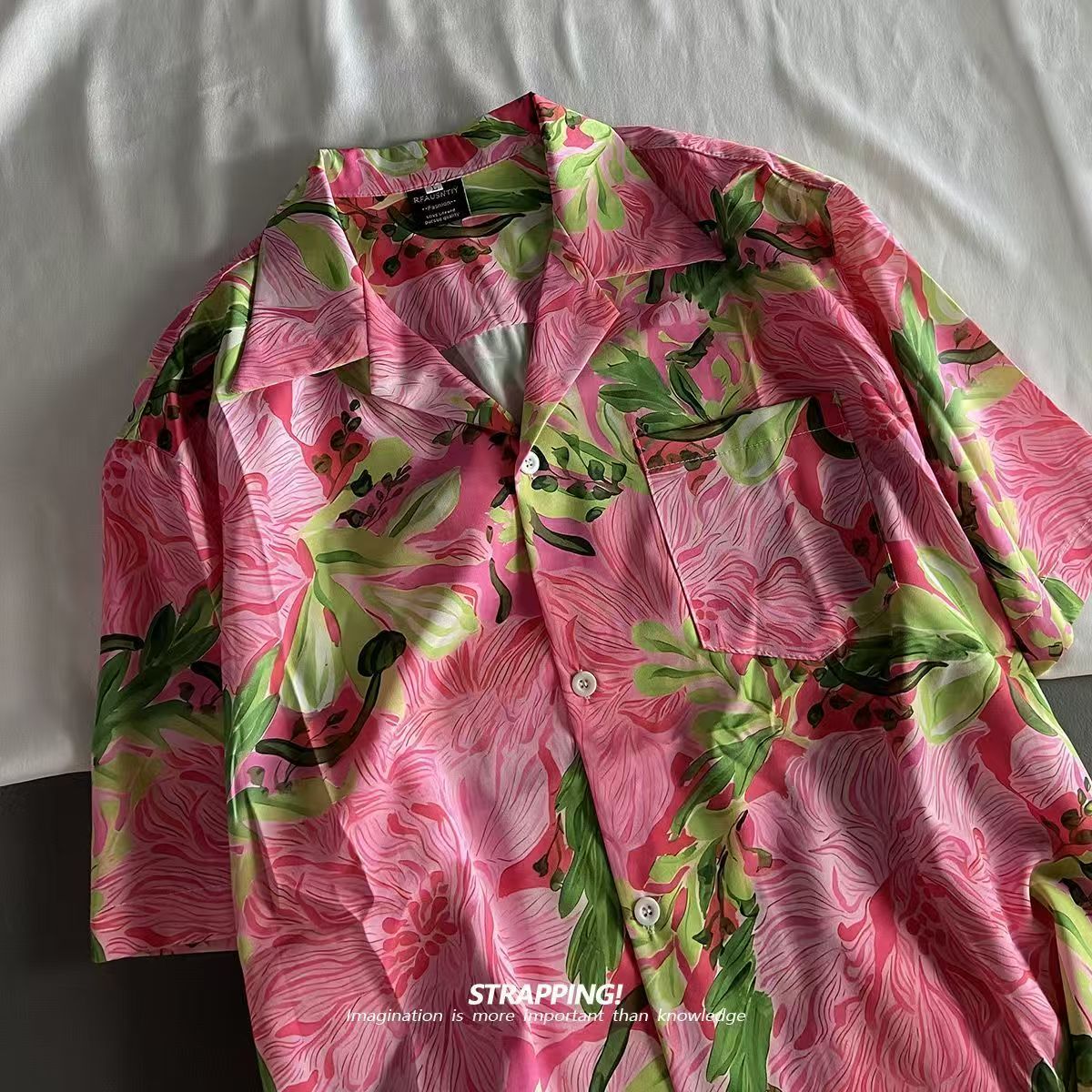 Vintage Strand Blusas Roeping  - Vintage Hawaiian Floral Shirt recensie en prijs